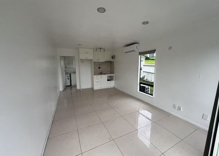  at 22 Goodwood dr, Goodwood Heights, Manukau City, Auckland