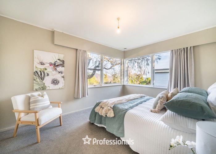  at 22 Vista Grove, Kelson, Lower Hutt, Wellington
