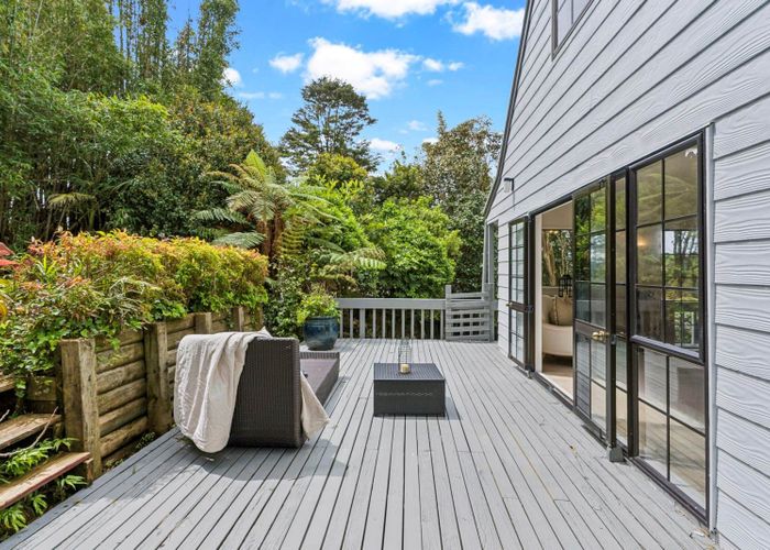  at 28 Longfellow Parade, Glen Eden, Waitakere City, Auckland