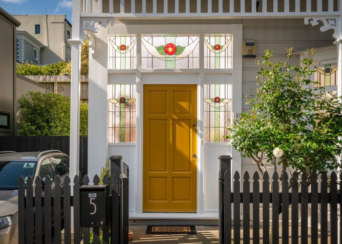 at 5 Armour Avenue, Mount Victoria, Wellington
