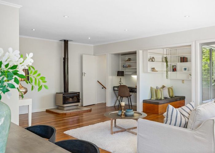  at 81 Park Rise, Campbells Bay, North Shore City, Auckland