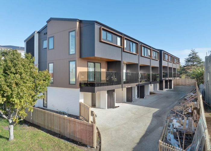  at 53 Court Crescent, Panmure, Auckland City, Auckland