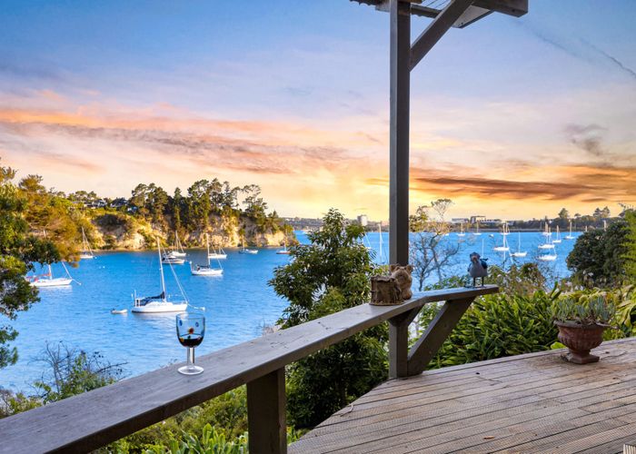  at 123 Ferry Parade, Herald Island, Waitakere City, Auckland