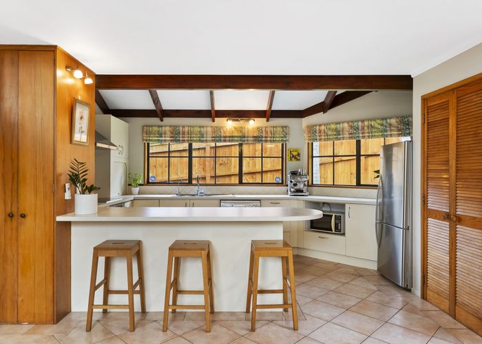  at 2/3 Lynngate Place, Hillcrest, North Shore City, Auckland