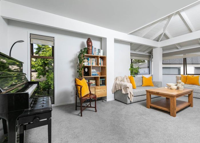  at 10 Galaxy Drive, Mairangi Bay, North Shore City, Auckland