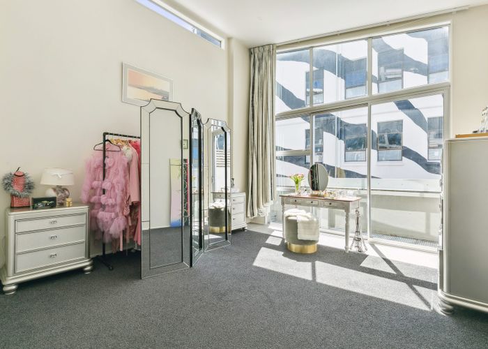  at 2/3 Holland Street, Te Aro, Wellington, Wellington