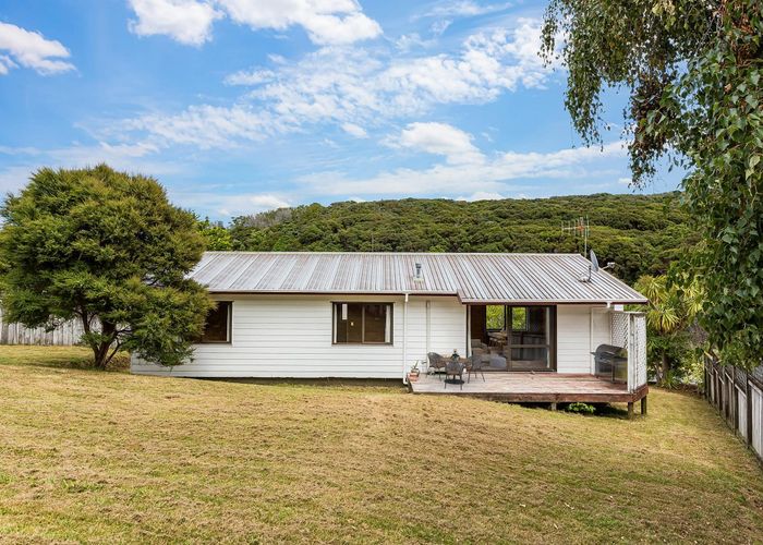  at 47 Albatross Close, Whitby, Porirua