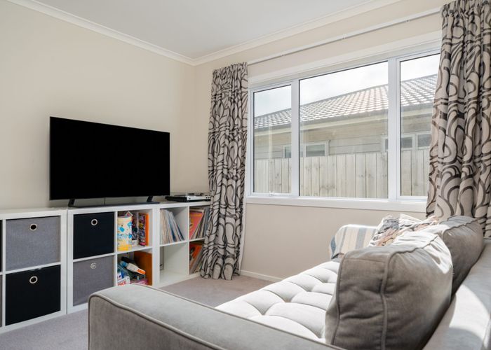  at 75 Grenada Drive, Grenada Village, Wellington, Wellington