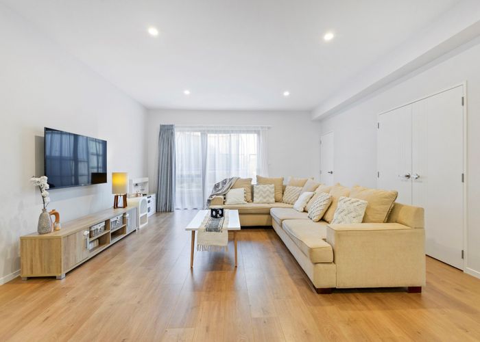  at 4 Hearth Street, Flat Bush, Auckland