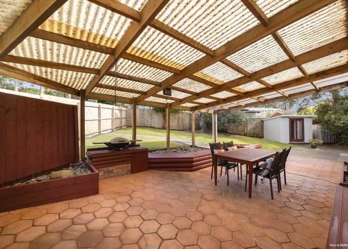  at 11 Lantana Road, Green Bay, Waitakere City, Auckland