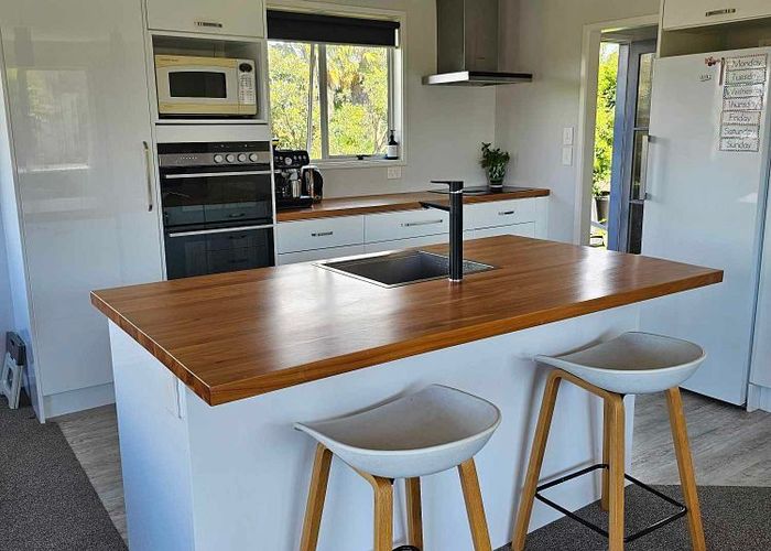  at 65 Juniper Road, Sunnynook, Auckland