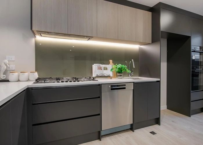  at 2/114 Saddleback Rise, Murrays Bay, North Shore City, Auckland