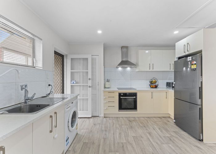  at 4/164 Panama Road, Mount Wellington, Auckland City, Auckland