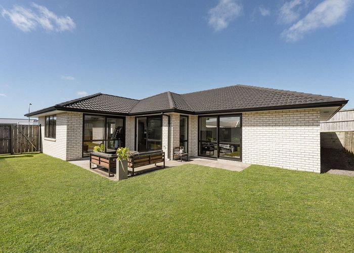  at 83 Hastings Road, Pyes Pa, Tauranga, Bay Of Plenty