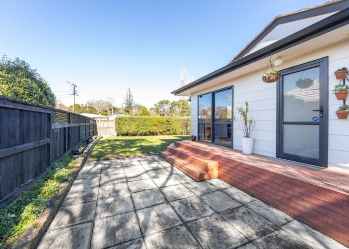  at 121 Godley Road, Green Bay, Waitakere City, Auckland