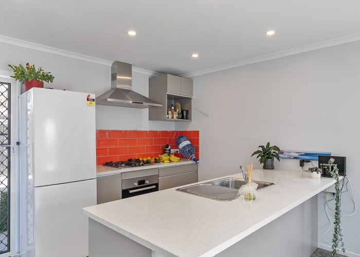  at 8A Juliet Ave, Howick, Manukau City, Auckland
