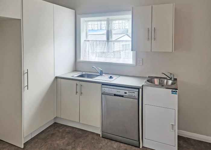  at 52 Bell Road, Waiwhetu, Lower Hutt, Wellington