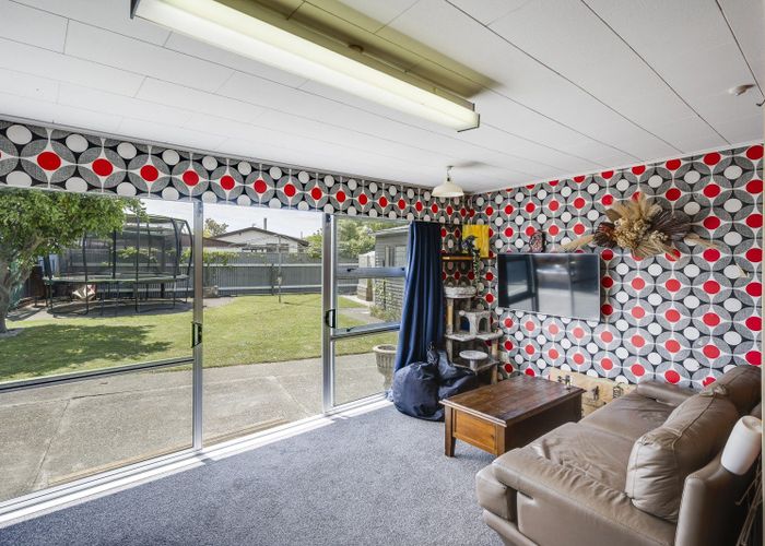  at 6 Canterbury Street, Tamatea, Napier