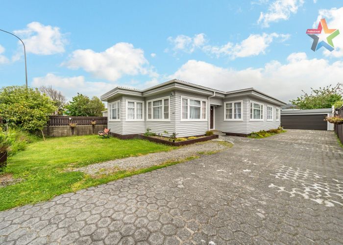  at 843 High Street, Boulcott, Lower Hutt