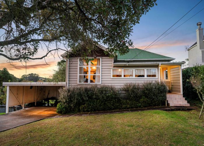  at 34 Robley Crescent, Glendowie, Auckland