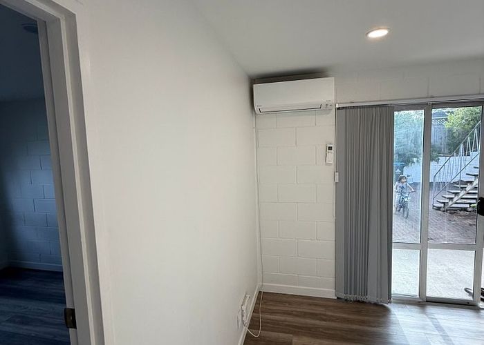  at 2/380 Ellerslie-panmure Highway, Mount Wellington, Auckland