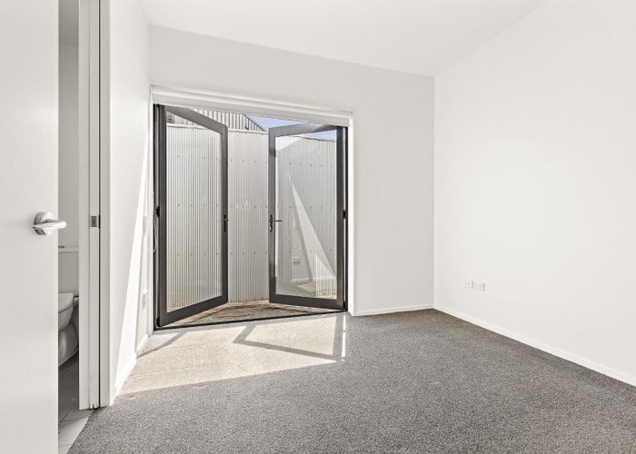  at 90 Fisher Point Drive, Freemans Bay, Auckland City, Auckland