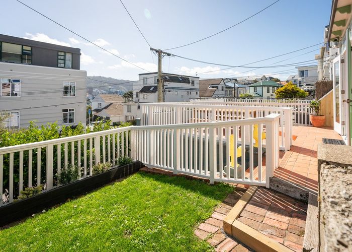  at 16 Hawker Street, Mount Victoria, Wellington, Wellington