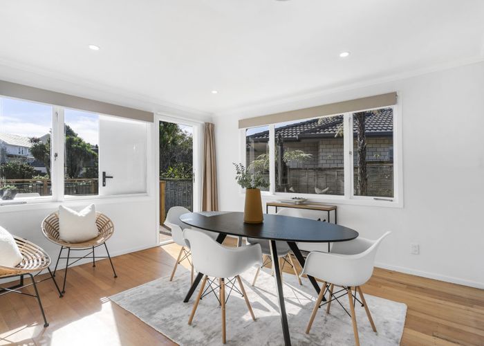  at 8 Lanark Place, Glen Innes, Auckland