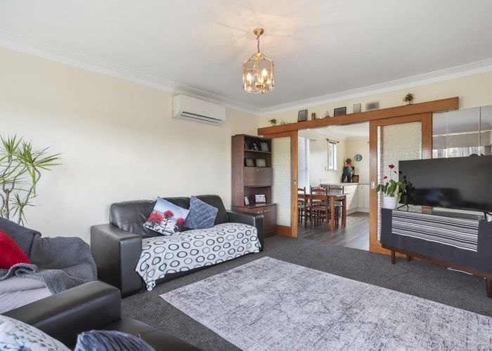 at 12 Koru Street, Mangere Bridge, Auckland