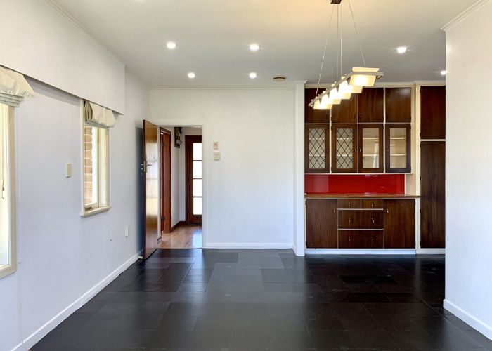  at 86 McLeod Road, Te Atatu South, Waitakere City, Auckland