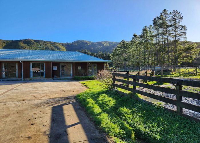  at 351B Wellington Road, Wainuiomata, Lower Hutt, Wellington