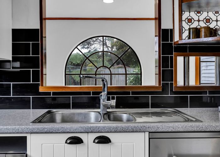  at 20 Parris Street, Moturoa, New Plymouth