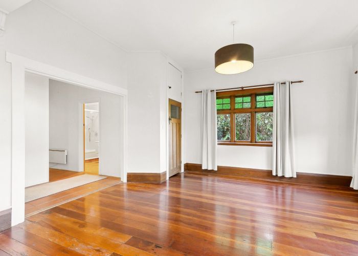  at 6 Governor Road, Northland, Wellington, Wellington