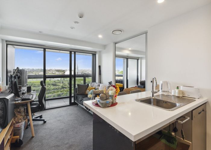  at 1306/8 Lakewood Court, Manukau, Manukau City, Auckland