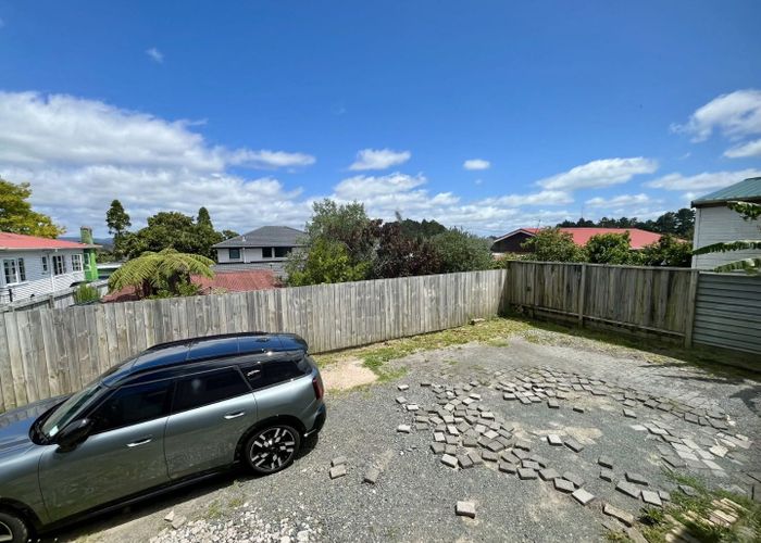  at 1685B Great North Road, Avondale, Auckland City, Auckland