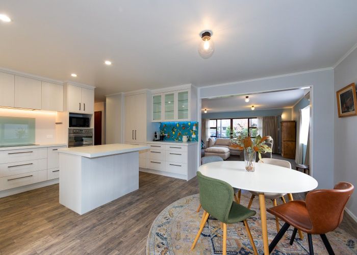  at 1210 Louie Street, Parkvale, Hastings