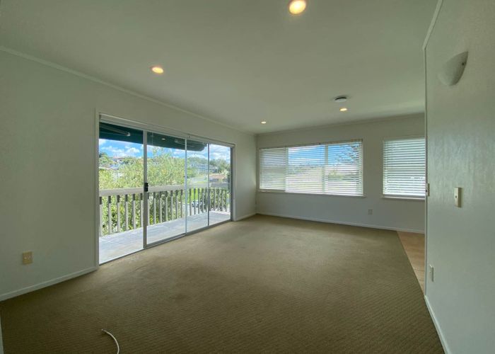  at 80 Glencoe Road, Browns Bay, Auckland