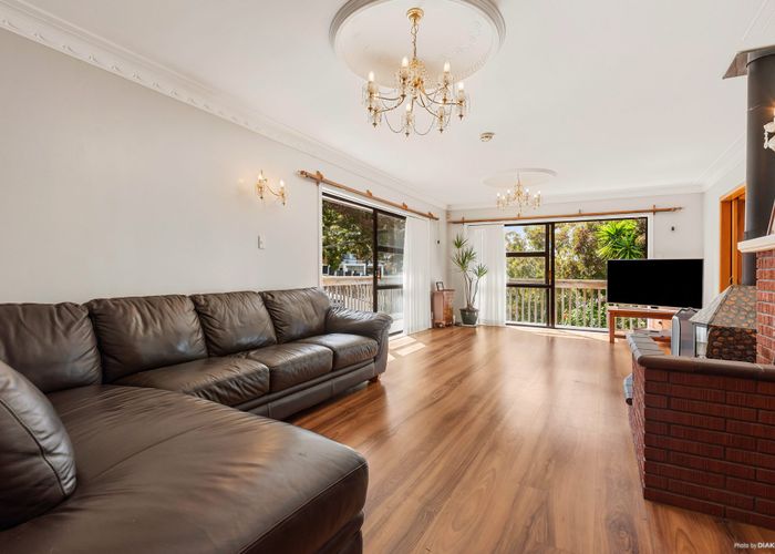  at 7 Sturm Avenue, Massey, Waitakere City, Auckland