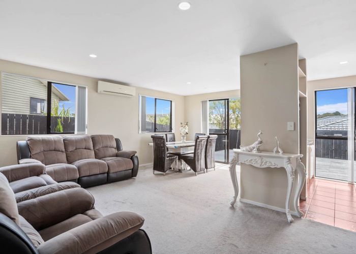  at 3 Titch Place, Glen Eden, Auckland