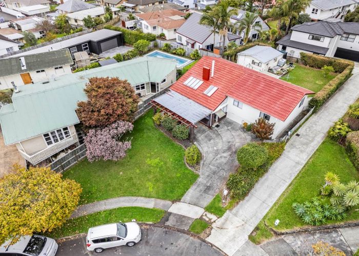  at 24 Ussher Place, Pakuranga Heights, Manukau City, Auckland