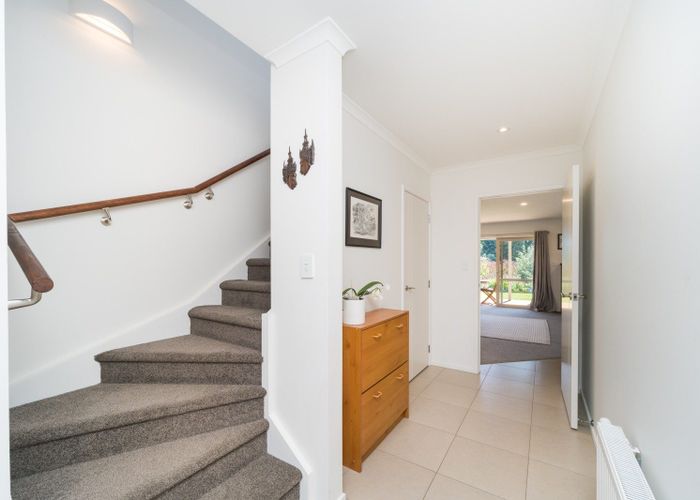  at 6 Silkwood Place, Fitzherbert, Palmerston North, Manawatu / Whanganui