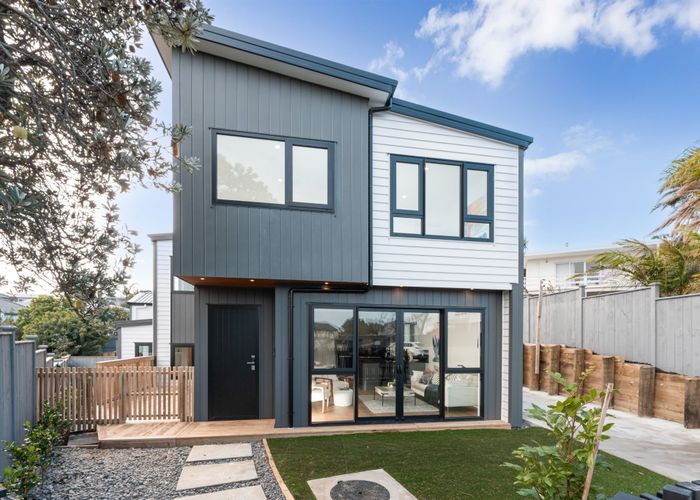  at 24A Camwell Close, Bucklands Beach, Manukau City, Auckland