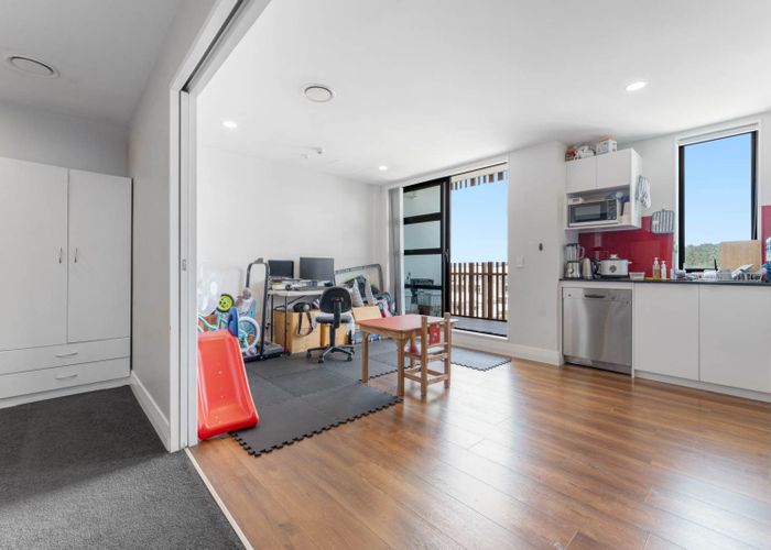  at 512/22 Library Lane, Albany, North Shore City, Auckland