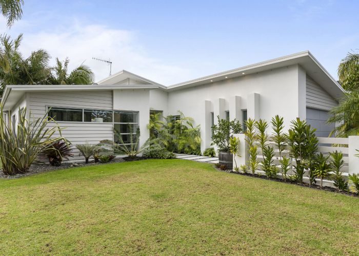  at 46 Pine Harbour Parade, Beachlands, Auckland