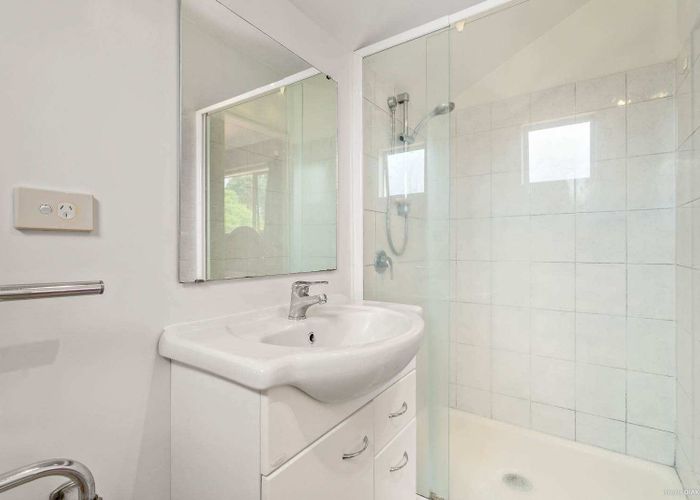  at 3 Fyvie Avenue, Mount Roskill, Auckland City, Auckland