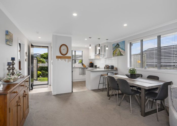  at 26/4 Greystone Place, Omokoroa, Western Bay Of Plenty, Bay Of Plenty