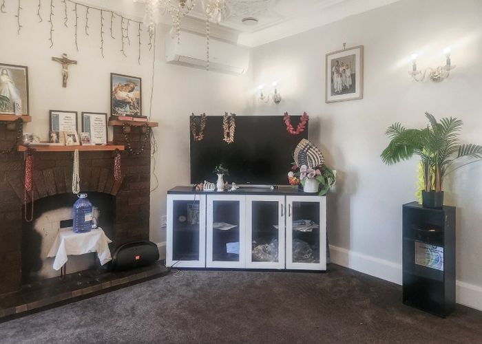  at 16  Fitzroy Street, Feilding, Manawatu, Manawatu / Whanganui
