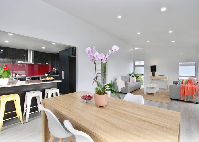  at 21A Kia Ora Road, Beach Haven, North Shore City, Auckland