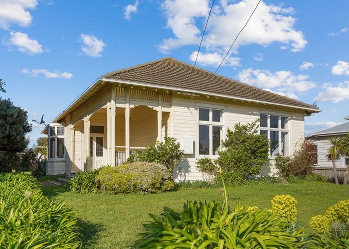  at 23 Oram Avenue, New Brighton, Christchurch