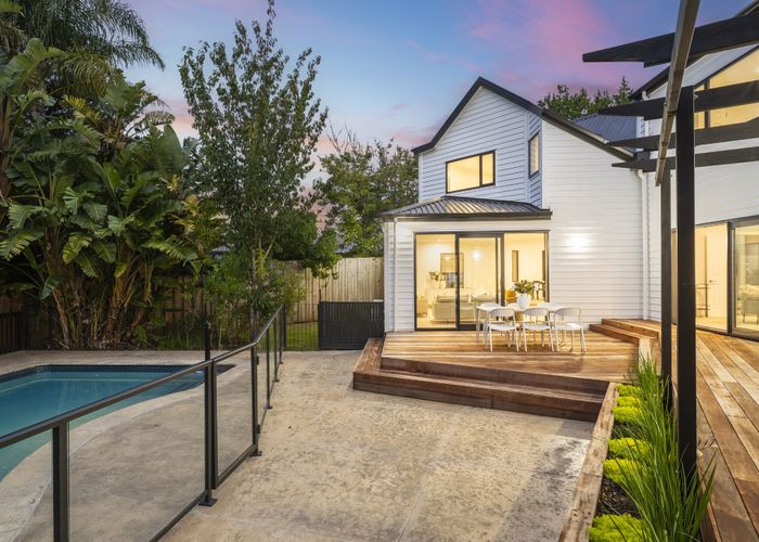  at 35 Churchouse Road, Greenhithe, North Shore City, Auckland